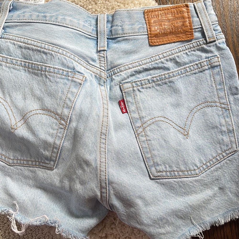 Vintage Levi wedgie shorts
